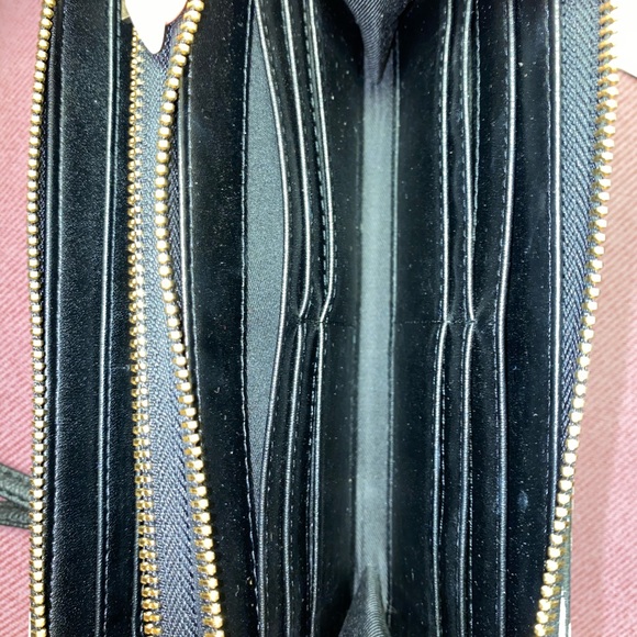 wallet - Picture 3 of 3